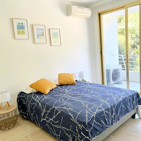 Solezia Appartement, Piscine Et Vue Mer, By Welcome To
