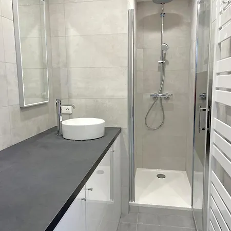 Solezia Appartement, Piscine Et Vue Mer, By Welcome To