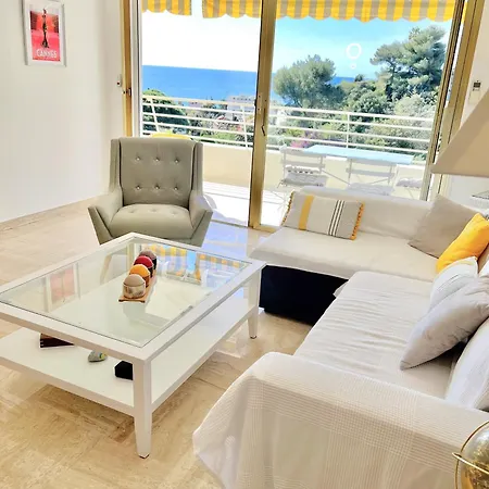 Solezia Appartement, Piscine Et Vue Mer, By Welcome To Cannes